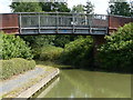 Footbridge No 80a crossing the Grand Union Canal