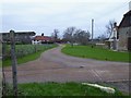 Path goes north through Westlands Farm