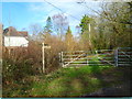 Footpath junction at Lower Toat Farm