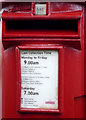 Detail, Elizabeth II postbox on Cardigan Road, Bridlington