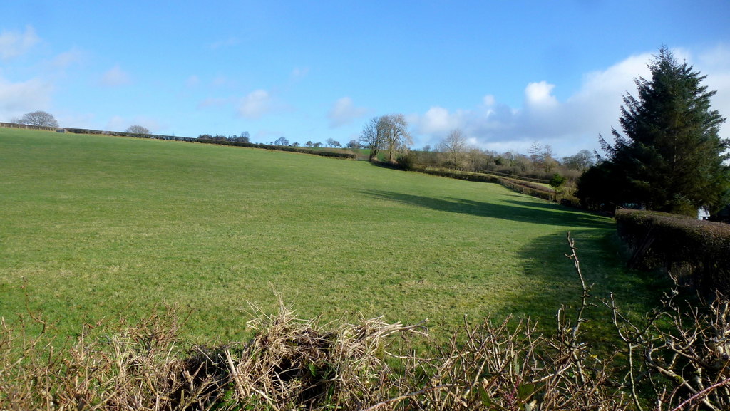 Pasture land © Jonathan Billinger :: Geograph Britain and Ireland