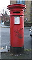 TA0487 : Victorian postbox on Ramshill Road, Scarborough by JThomas