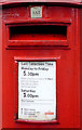 Detail, George V postbox on Station Road, Filey