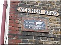 Ceramic sign on Vernon Road, Mortlake