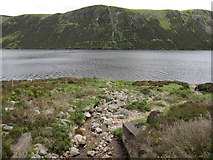 NO2883 : Allt an Dearg reaching Loch Muick by Hugh Venables