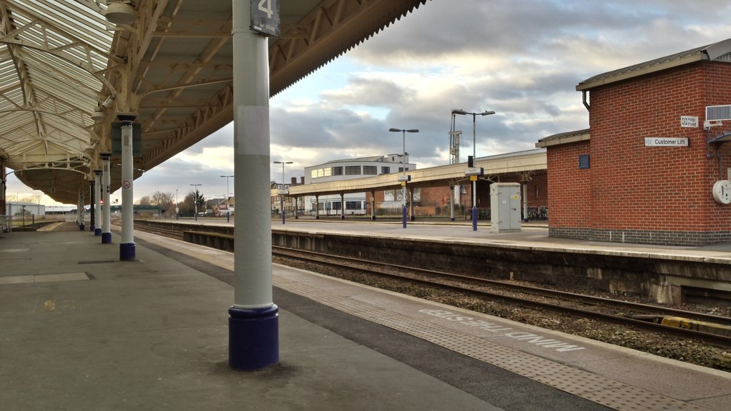 Taunton : Taunton Railway Station © Lewis Clarke :: Geograph Britain ...