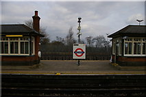 TQ2596 : Twin waiting rooms, platforms 2/3, High Barnet station by Christopher Hilton