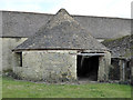 Former horse engine house, Castle Hill Farm