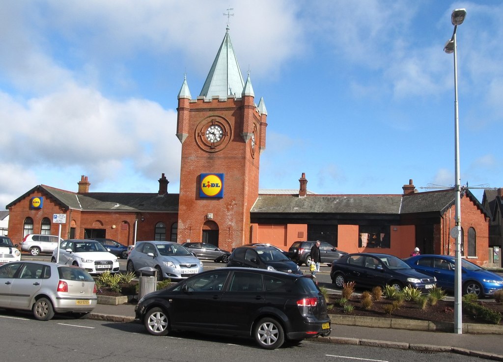 Liddle (NI) supermarket in Newcastle © Eric Jones :: Geograph Ireland