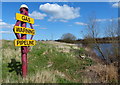 Gas pipeline marker along the River Trent