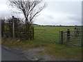 Field entrance and footpath near the Rope Barn