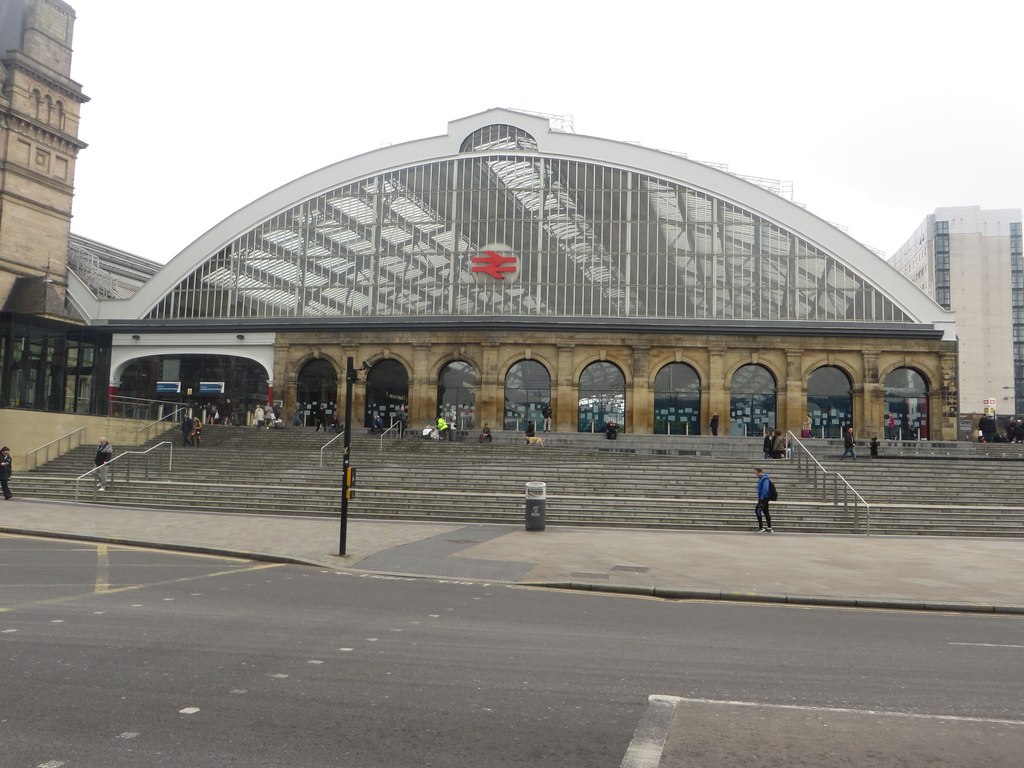 Liverpool Lime Street Station © Graham Robson :: Geograph Britain And 