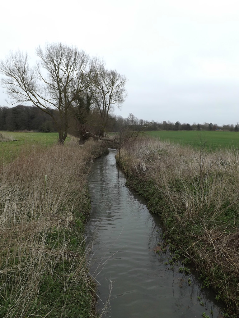 Tributary of the River Gipping © Geographer :: Geograph Britain and Ireland