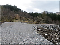 NM9378 : End of the new forest track near Lochan Dubh Torr an Tairbeirt by John Ferguson