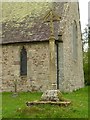 Churchyard cross, Nash