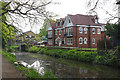 Basingstoke Canal, Woking