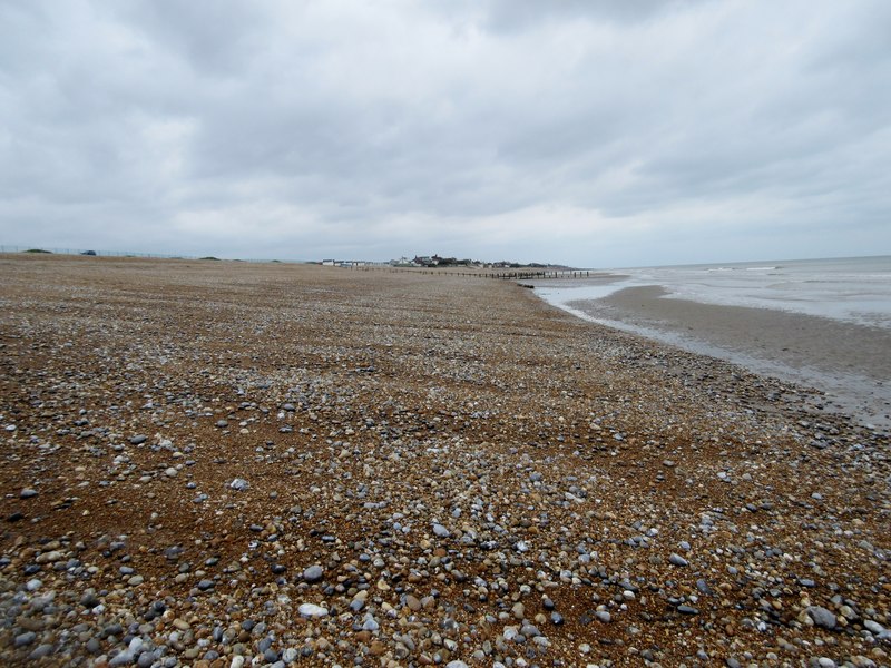 Cooden Beach © Peter Holmes :: Geograph Britain and Ireland