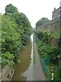 SJ4066 : The Shropshire Union Canal passes Chester city walls by Rob Farrow