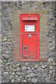 Victorian postbox, Bursted Manor