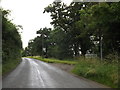 TM3671 : Entering Walpole on the C209 Peasenhall Road by Geographer