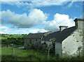 Derelict roadside homestead between Mayobridge and Hillton