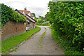 Footpath on track to Wash Farm, Halstead