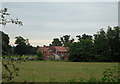 Houses near Leafield Barn, Warwick