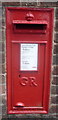 Close up, George V postbox on Walton Road