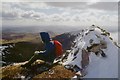 NN9175 : Carn a' Chlamain summit cairn by Alan Reid