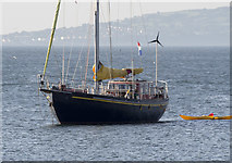 J5082 : The 'Prinses Mia' off Bangor by Rossographer