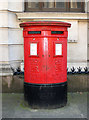 TA1028 : Double Elizabeth II postbox on Alfred Gelder Street, Hull by JThomas