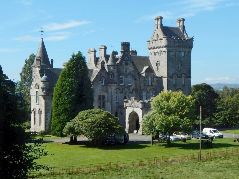 Overtoun House © Lairich Rig :: Geograph Britain and Ireland