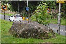 TQ5639 : Rock outcrop by the A264 by N Chadwick