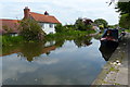 Teal Cottage next to the Chesterfield Canal, Clayworth