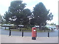 SE2134 : Roundabout and postbox at Owlcotes Centre near Pudsey by Schlosser67