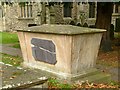 Chest tomb, Bingham Churchyard 