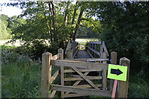 TQ3328 : Footbridge over the River Ouse by N Chadwick
