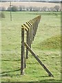 TL8578 : Fence Posts by Keith Evans