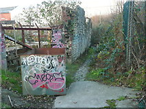 SE0924 : Footpath 691 opposite the end of Sedburgh Road, Halifax by Humphrey Bolton