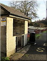 Gated bus shelter, Brierley