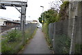 Footpath to Eastleigh Station