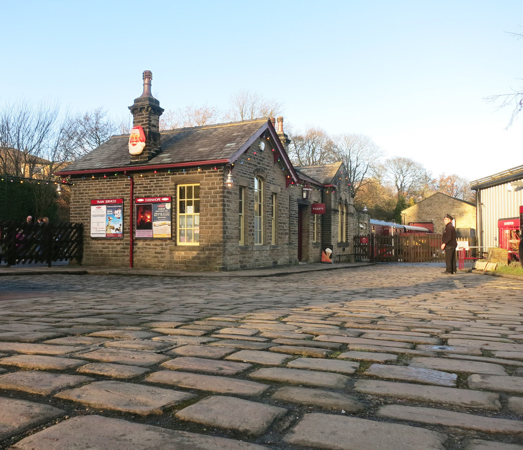 Oxenhope Station, New Year's Day 2017 © Des Blenkinsopp :: Geograph ...