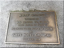 O1533 : Molly Malone Statue Plaque, Dublin City Centre by David Hillas