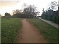 Path between Wemborough Road and Vernon Drive