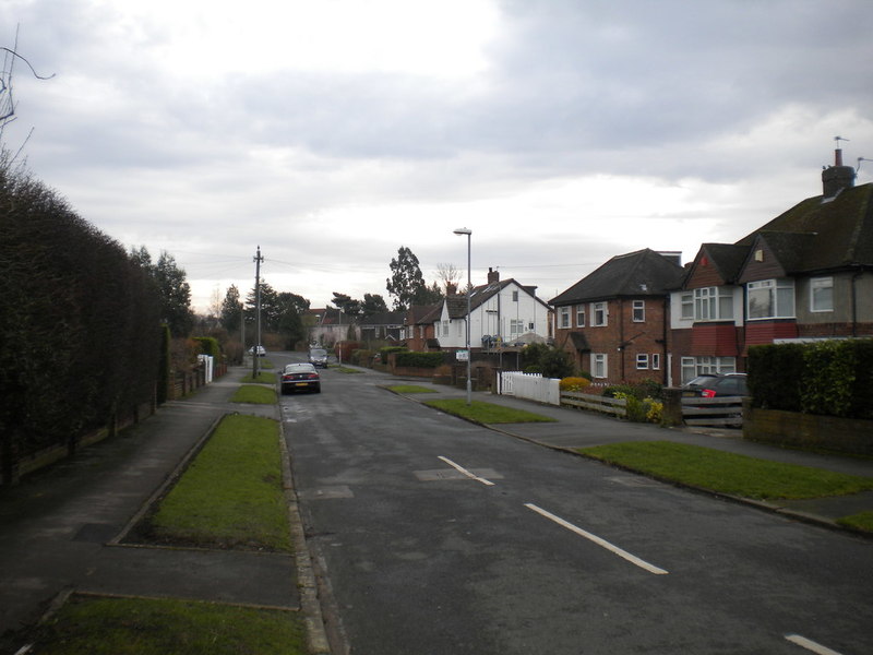 The Fairway, Alwoodley © Richard Vince :: Geograph Britain and Ireland