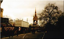 TQ2679 : View of the Victoria and Albert Memorial from Kensington Gore by Robert Lamb
