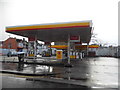 TQ4385 : Shell petrol station on Ilford Lane by David Howard