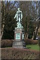 SE0925 : Statue of Edward Akroyd by Alan Murray-Rust