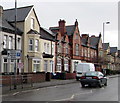 Bilingual direction sign, Chepstow Road, Newport