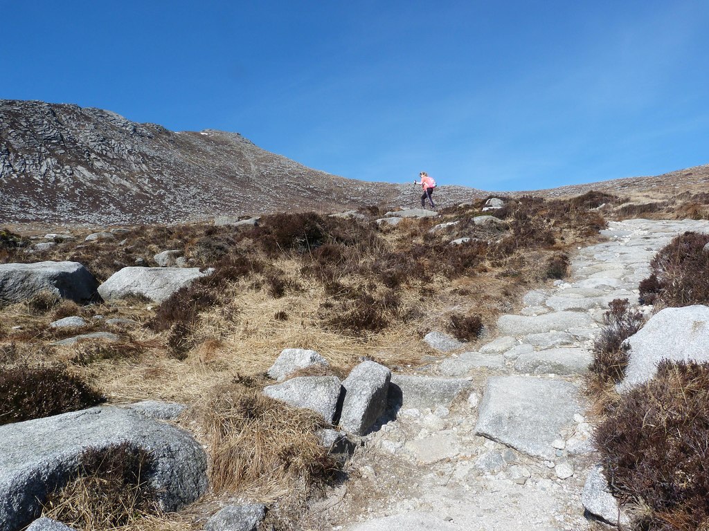 Goatfell Path © Raibeart MacAoidh :: Geograph Britain and Ireland